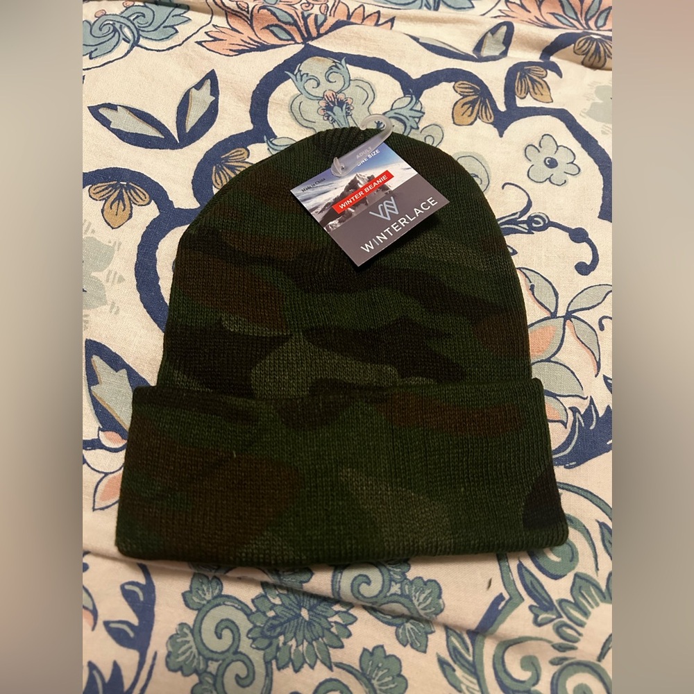 Set of (4) Camouflage adult sized warm cozy beanies (cuffed hats) for winter NWT